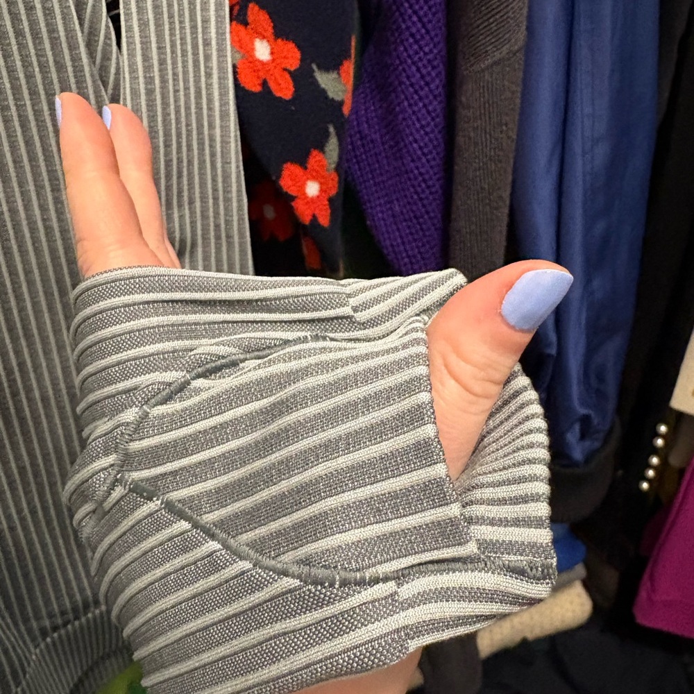 Lululemon Rest Less Pullover - Picture 3 of 4